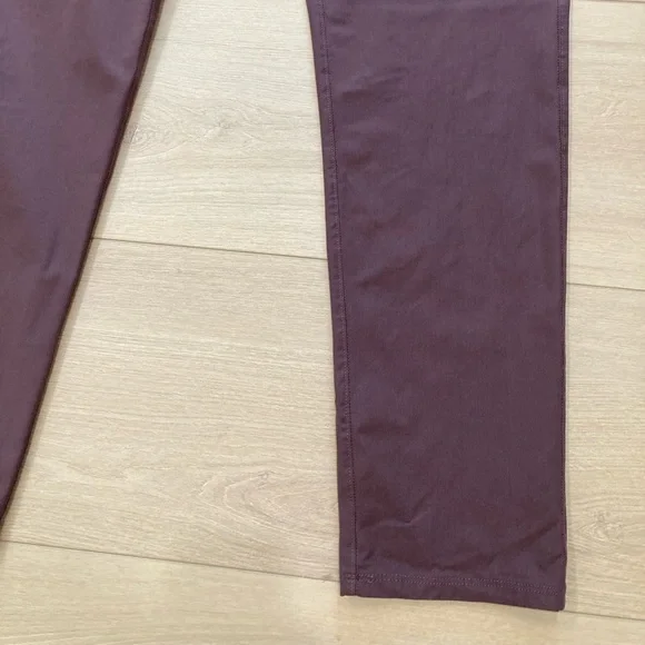 Men's Vuori Burgandy 5 Pocket Pants 32